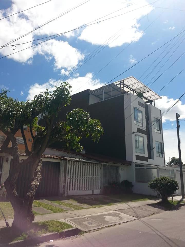 A Bogota On Holidays By Open - Hotel Cas-Embajada Americana Exterior photo